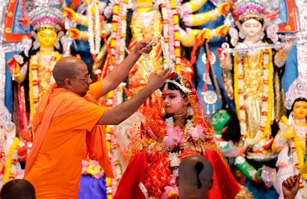 kumari-puja-at-belur-math-in-west-bengal.jpg